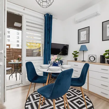 Cracow Royal Blue Avia Estate By Renters Apartment Krakau