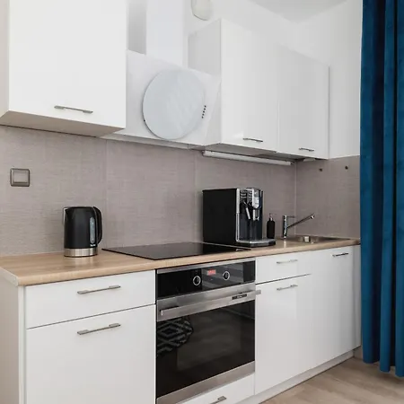 Cracow Royal Blue Avia Estate By Renters Apartment Krakau